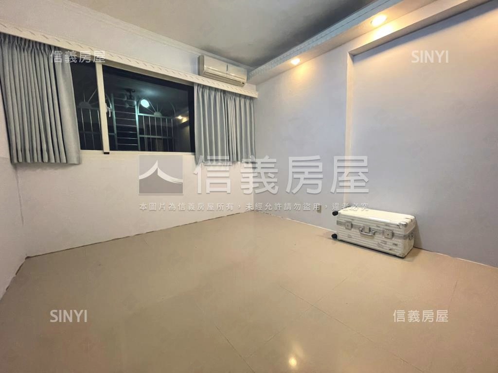 行政公寓頂佳美裝潢房屋室內格局與周邊環境