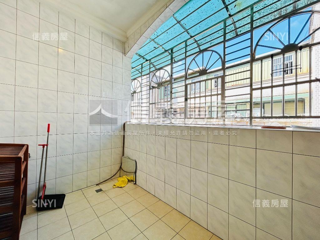 溫馨美妝三房前後陽台房屋室內格局與周邊環境