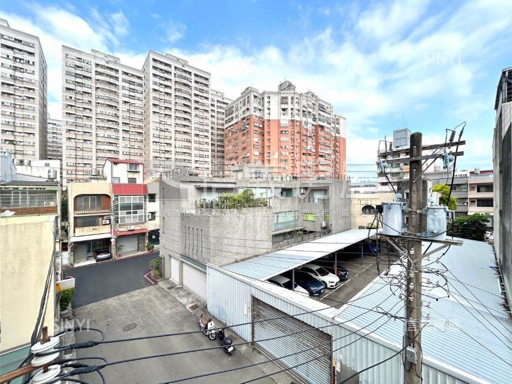 喜歡就約－湳中大地坪透店房屋室內格局與周邊環境