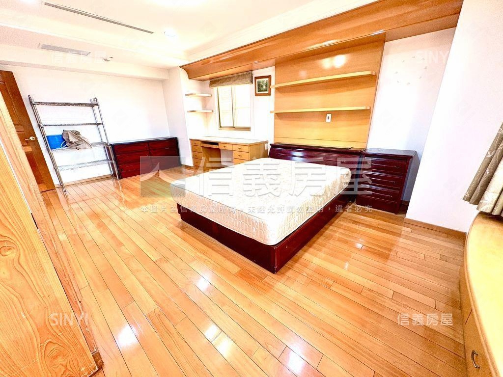 至善珍寶珍稀釋出房屋室內格局與周邊環境