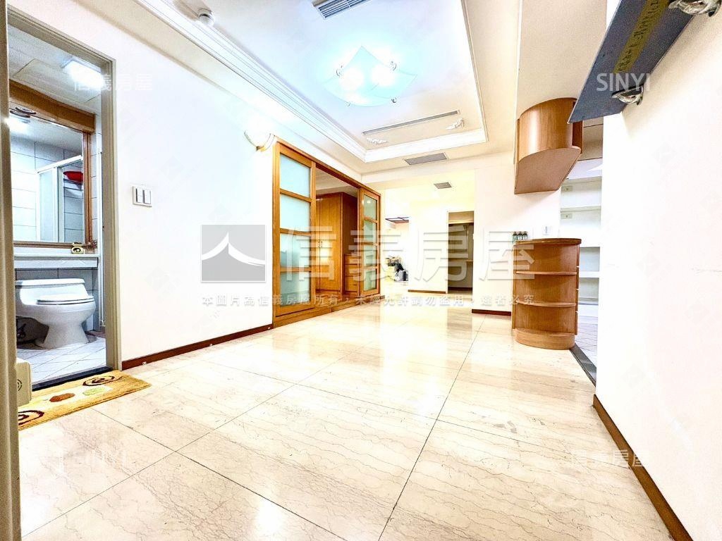 至善珍寶珍稀釋出房屋室內格局與周邊環境