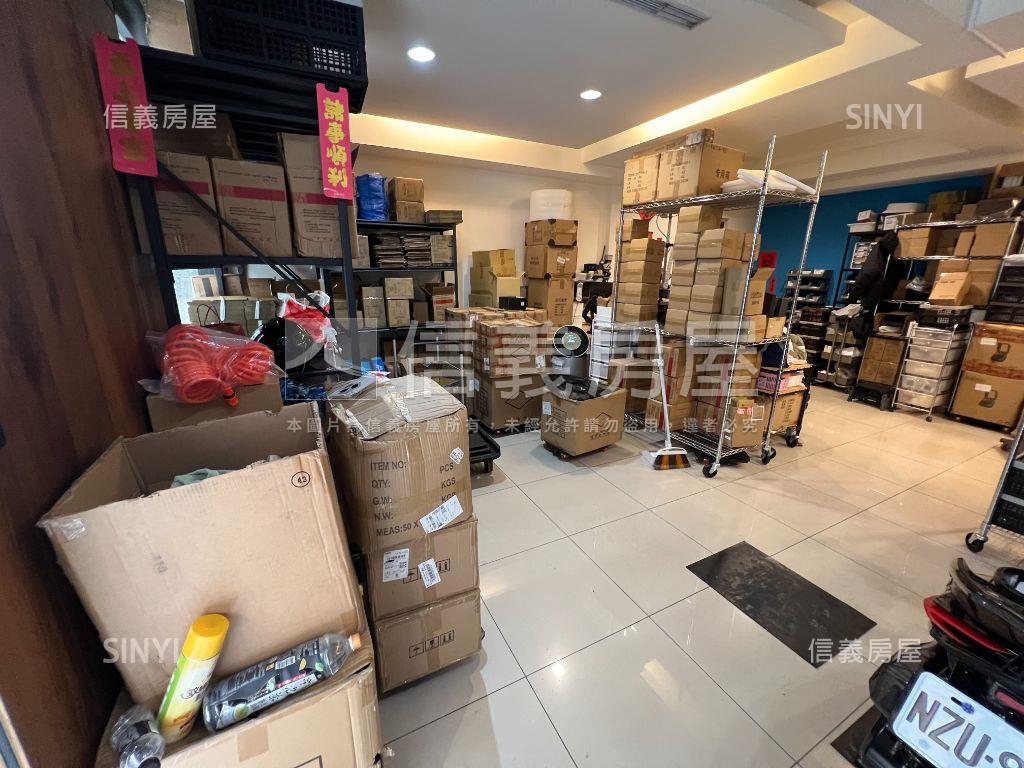 歐洲村凡登金店面有車位房屋室內格局與周邊環境