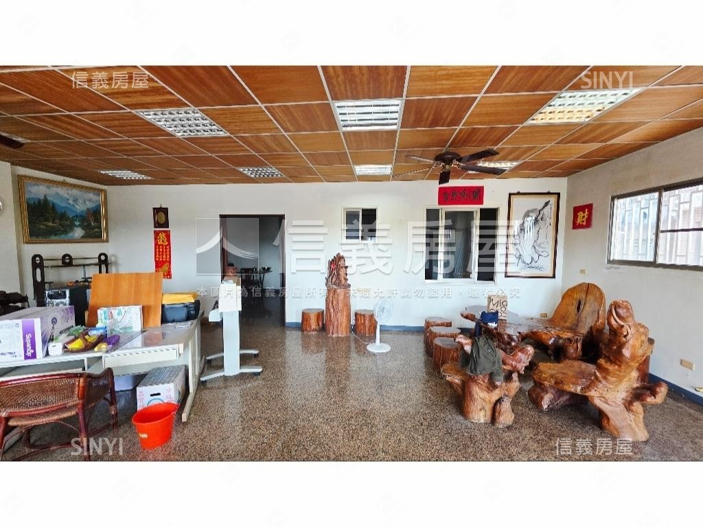 府安路約九米寬金店面房屋室內格局與周邊環境