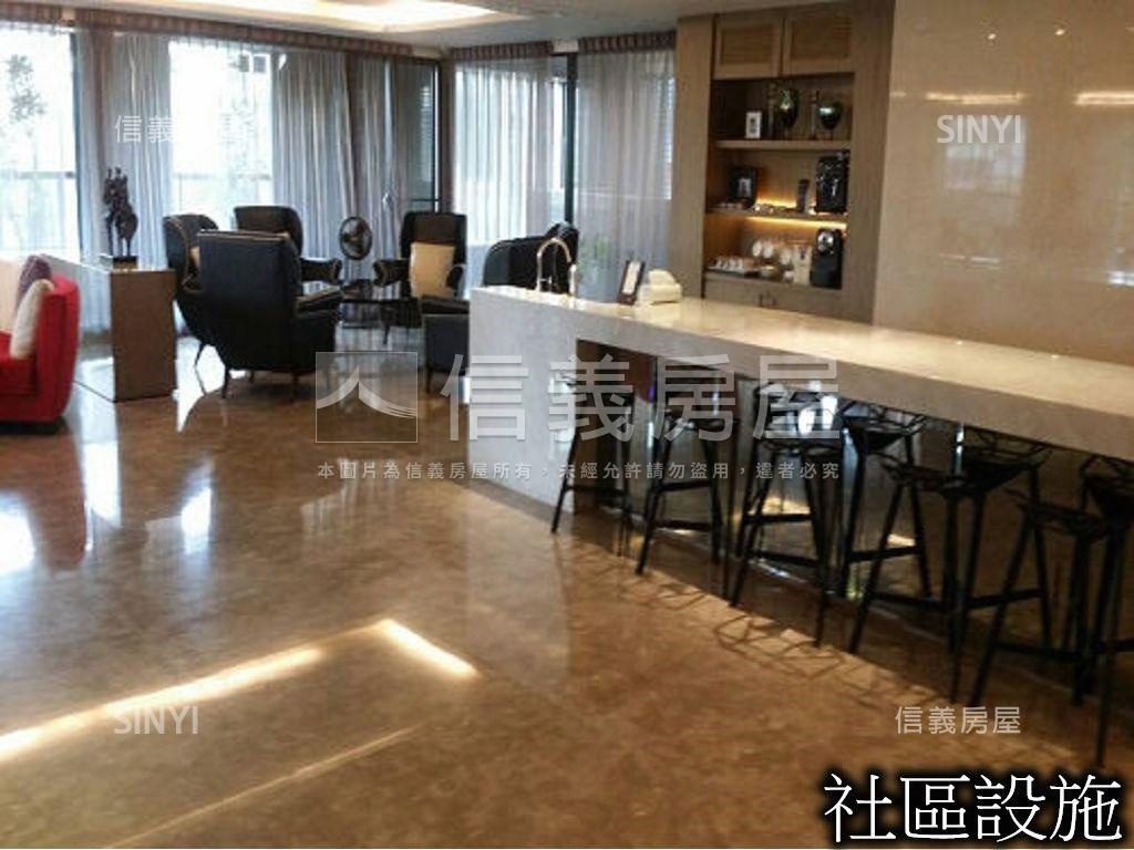 天琴已裝充電樁未住過房屋室內格局與周邊環境