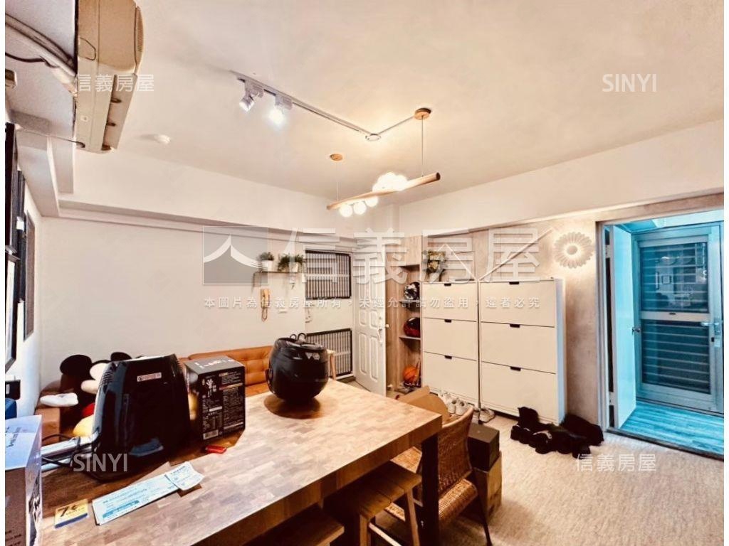 一中裝潢四房房屋室內格局與周邊環境