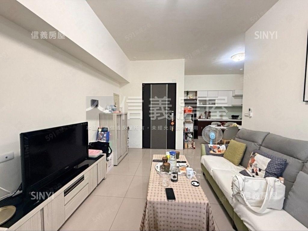 璞麗朝南三房平車房屋室內格局與周邊環境