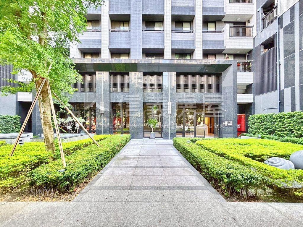 璞麗朝南三房平車房屋室內格局與周邊環境