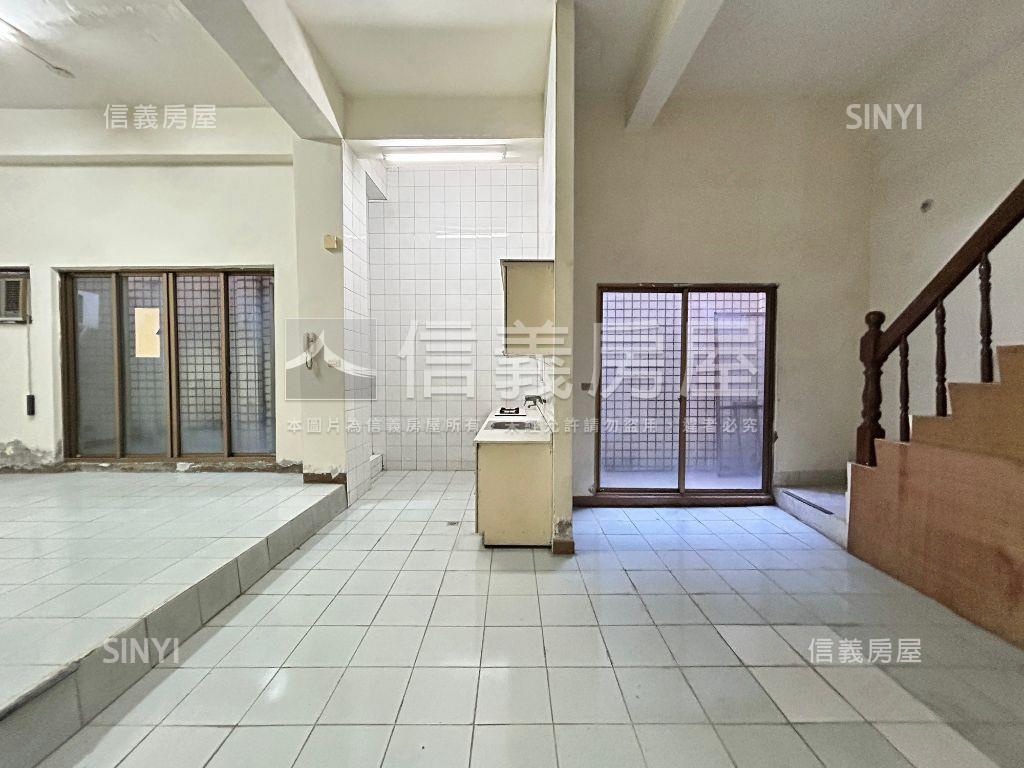 ☆辦公自住兩相宜房屋室內格局與周邊環境