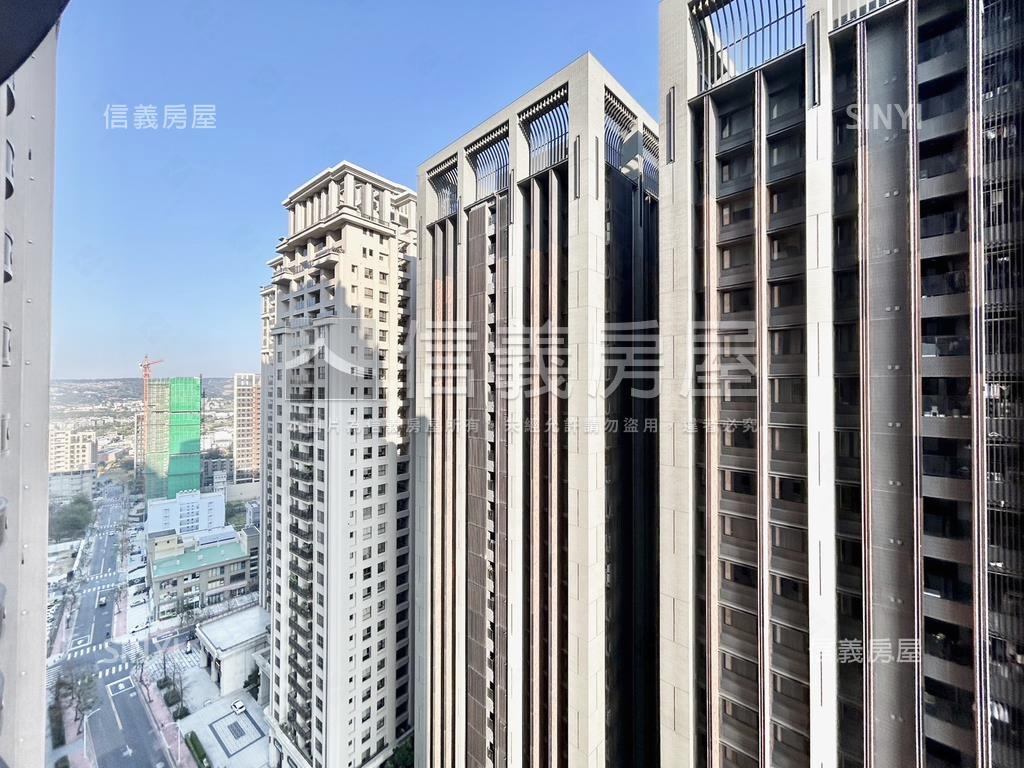 Ａ＋７朝東南大器尊爵美屋房屋室內格局與周邊環境