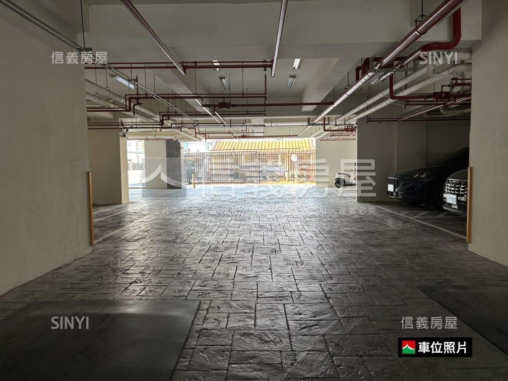 鄉景逸品邊間三房平車房屋室內格局與周邊環境