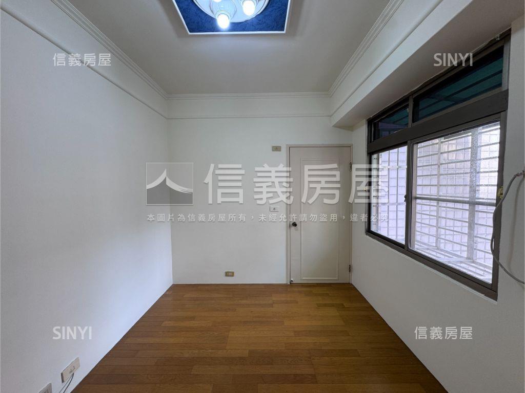 後港皇家電梯兩房房屋室內格局與周邊環境