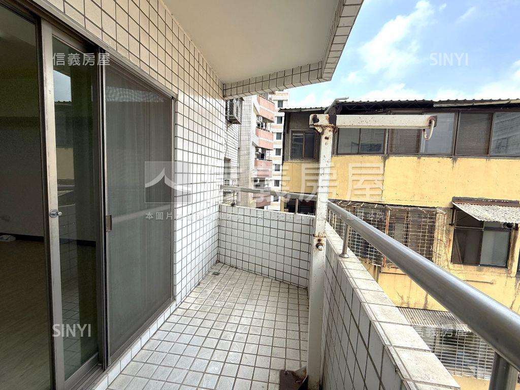 酷中港商務大樓棒房屋室內格局與周邊環境