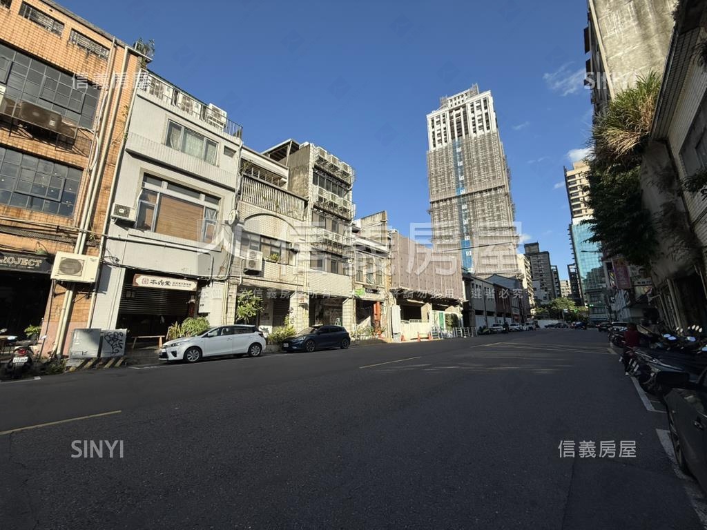 稀有埕家邊間兩房車房屋室內格局與周邊環境