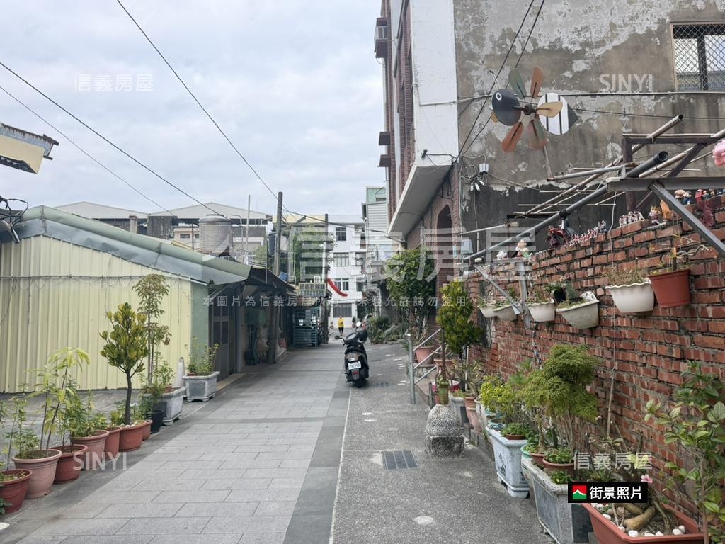 民生路燙金雙店面房屋室內格局與周邊環境