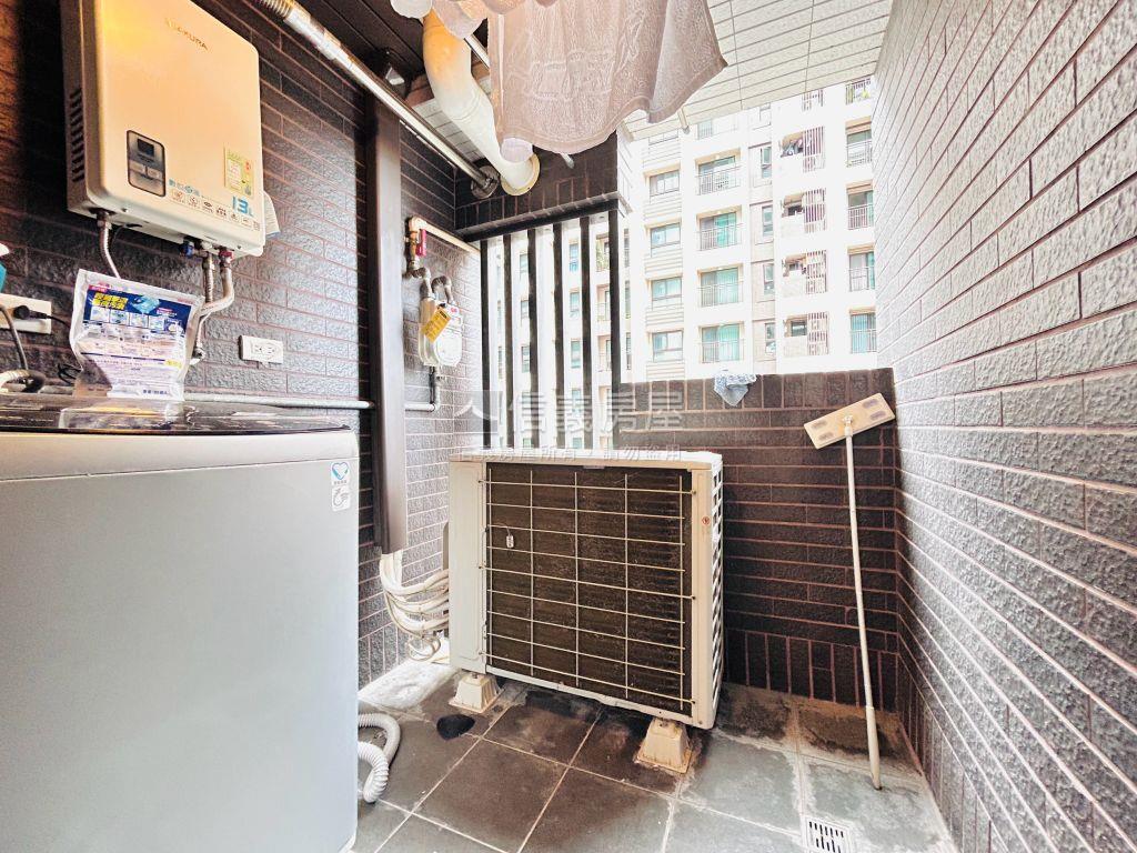 中路低總價兩房平面車位房屋室內格局與周邊環境