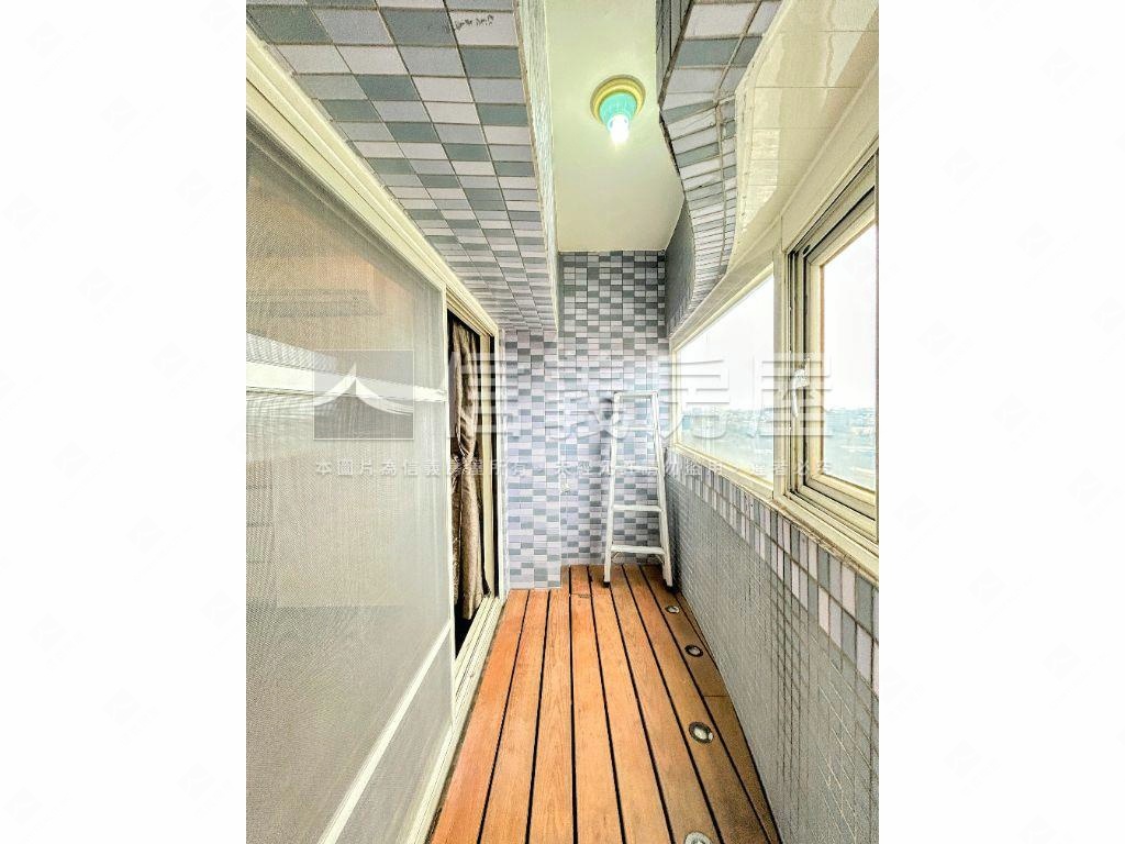 中悅桂冠✰景觀頂樓大四房房屋室內格局與周邊環境