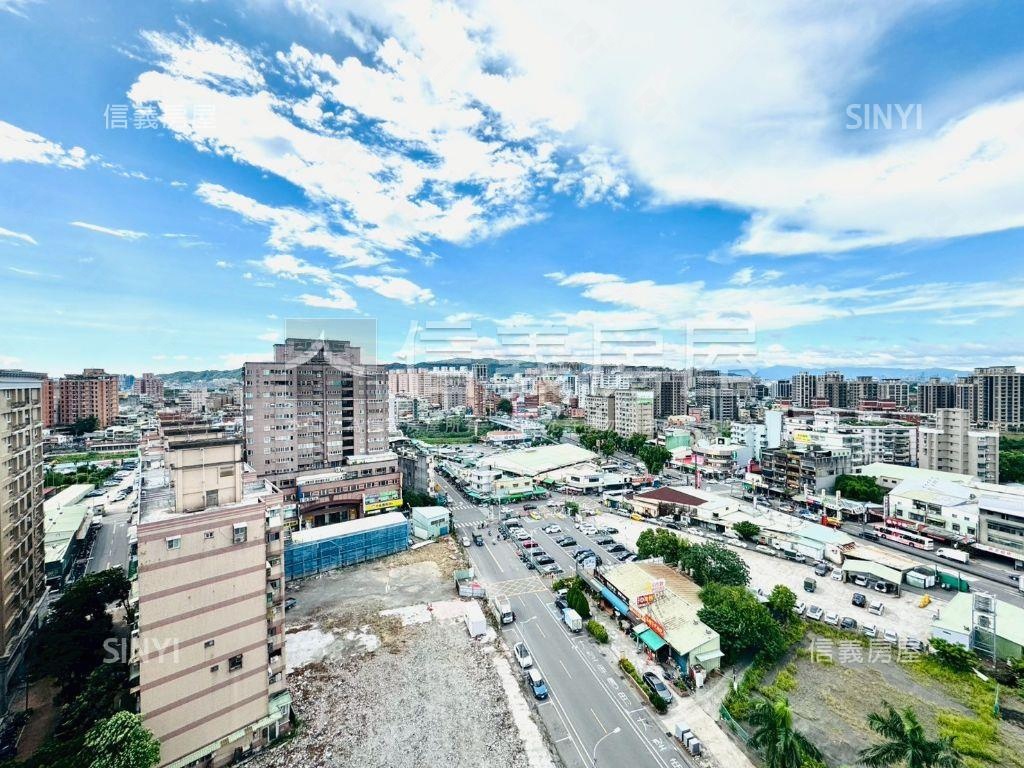 綠園道兩房車☘買服１％房屋室內格局與周邊環境