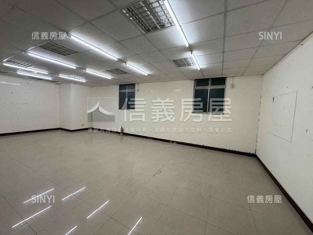 大稻埕唯我獨尊三百坪店辦房屋室內格局與周邊環境