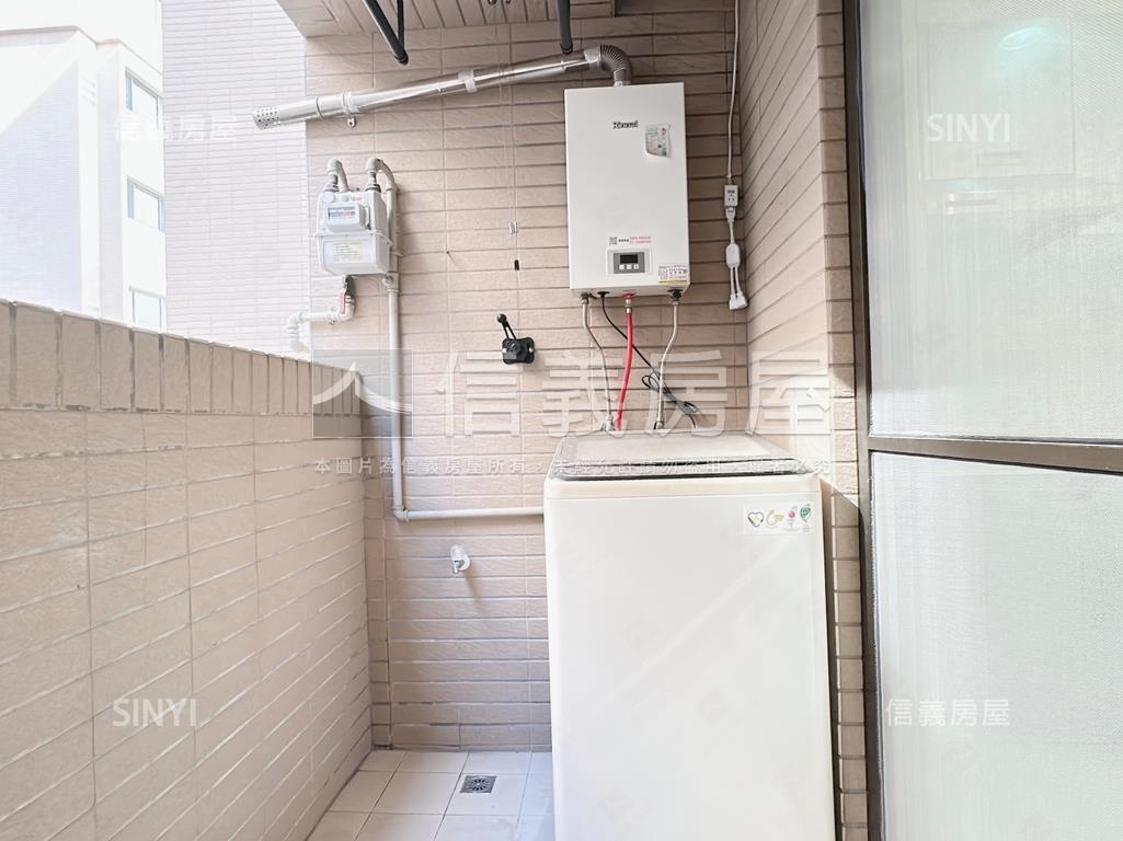 榮總西雅圖寬大三房雙陽台房屋室內格局與周邊環境