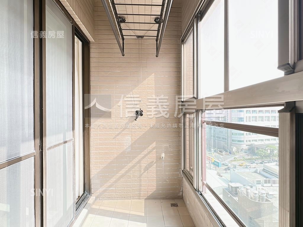 榮總西雅圖寬大三房雙陽台房屋室內格局與周邊環境