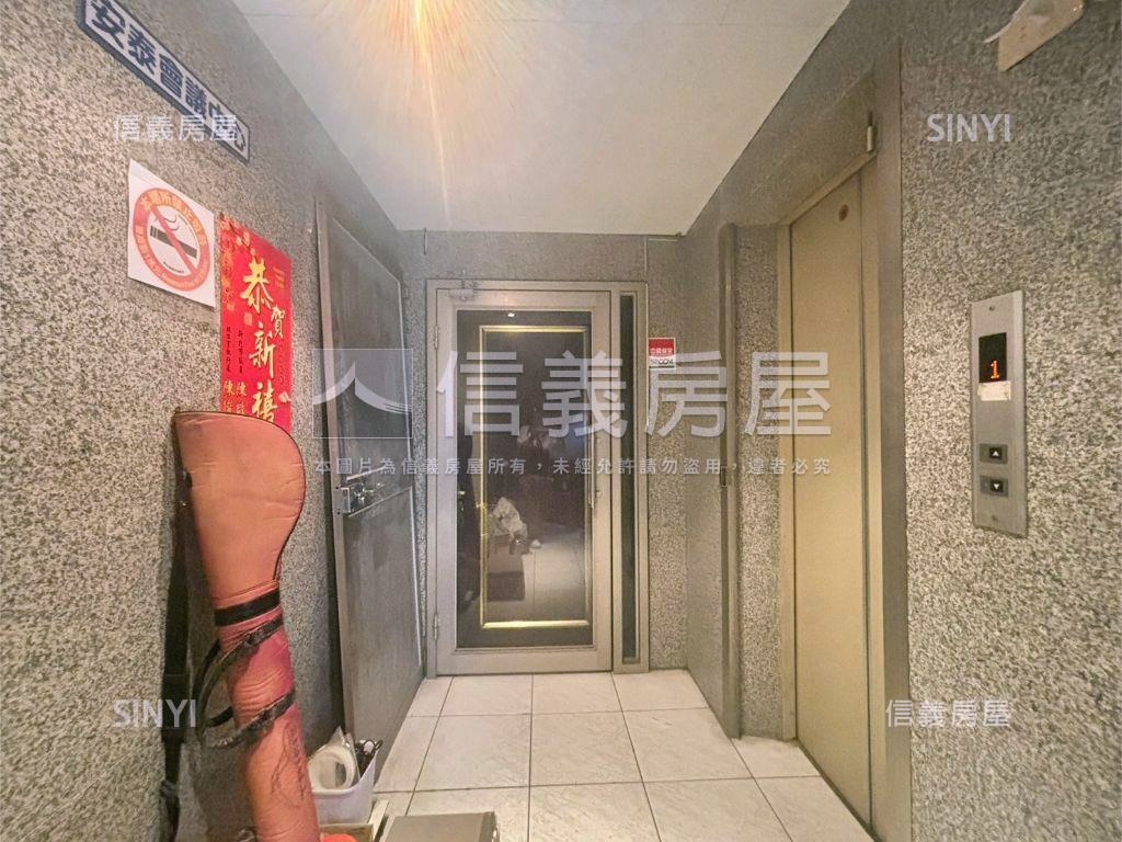眺望北市河畔高樓景觀電梯房屋室內格局與周邊環境