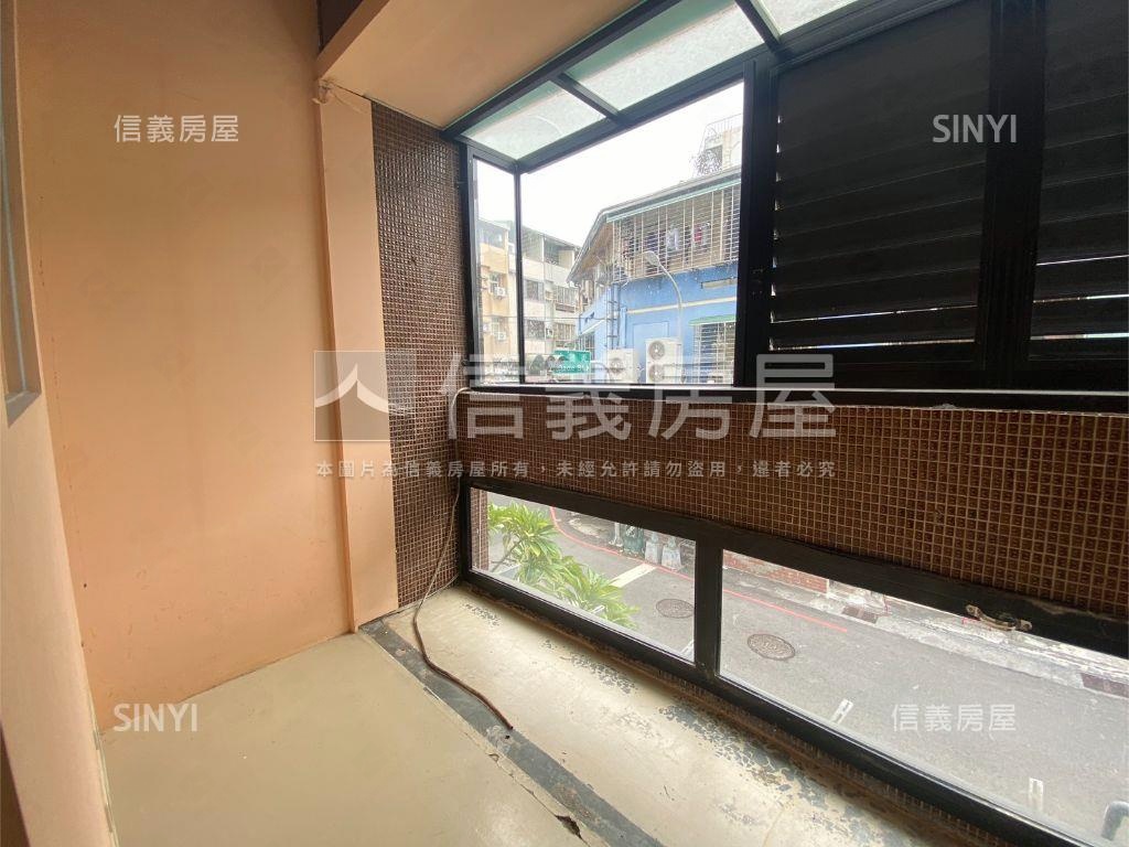 大德街１＋２樓角店房屋室內格局與周邊環境