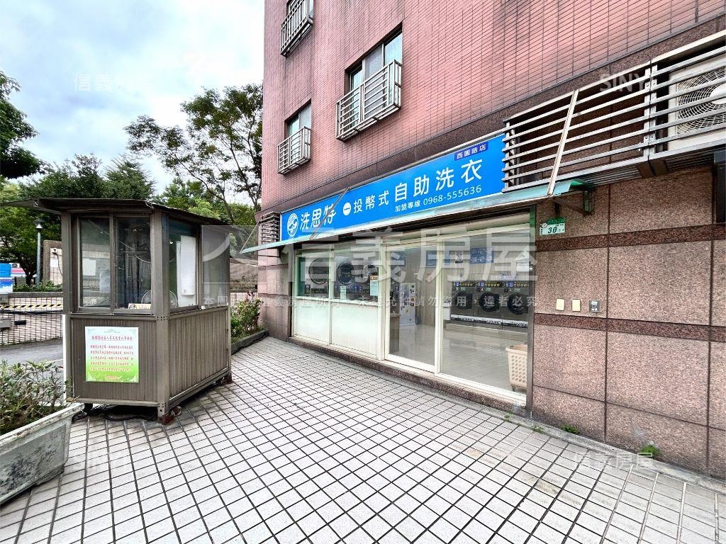 人潮錢潮邊間面寬金店房屋室內格局與周邊環境