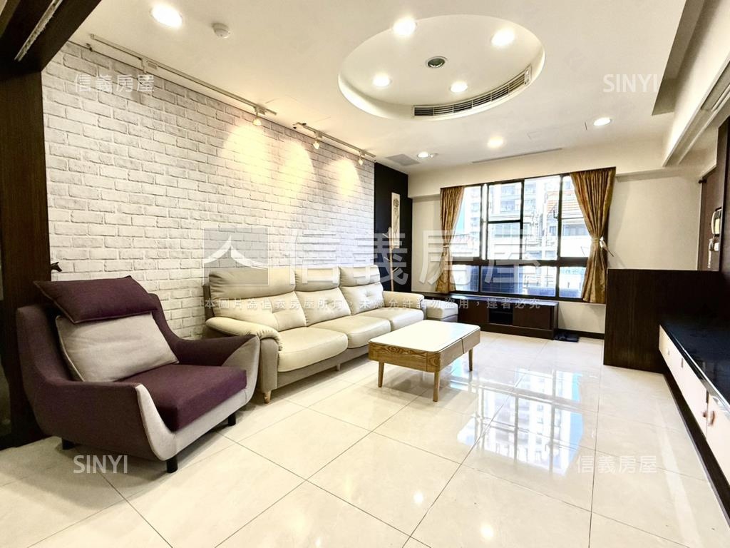 近高鐵採光大四房雙車房屋室內格局與周邊環境