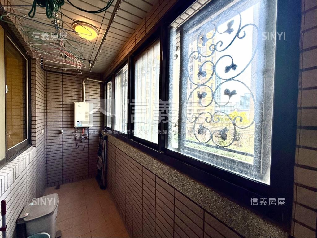 近高鐵採光大四房雙車房屋室內格局與周邊環境