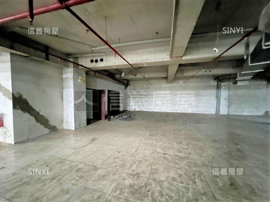 新竹光華大型商場金店房屋室內格局與周邊環境