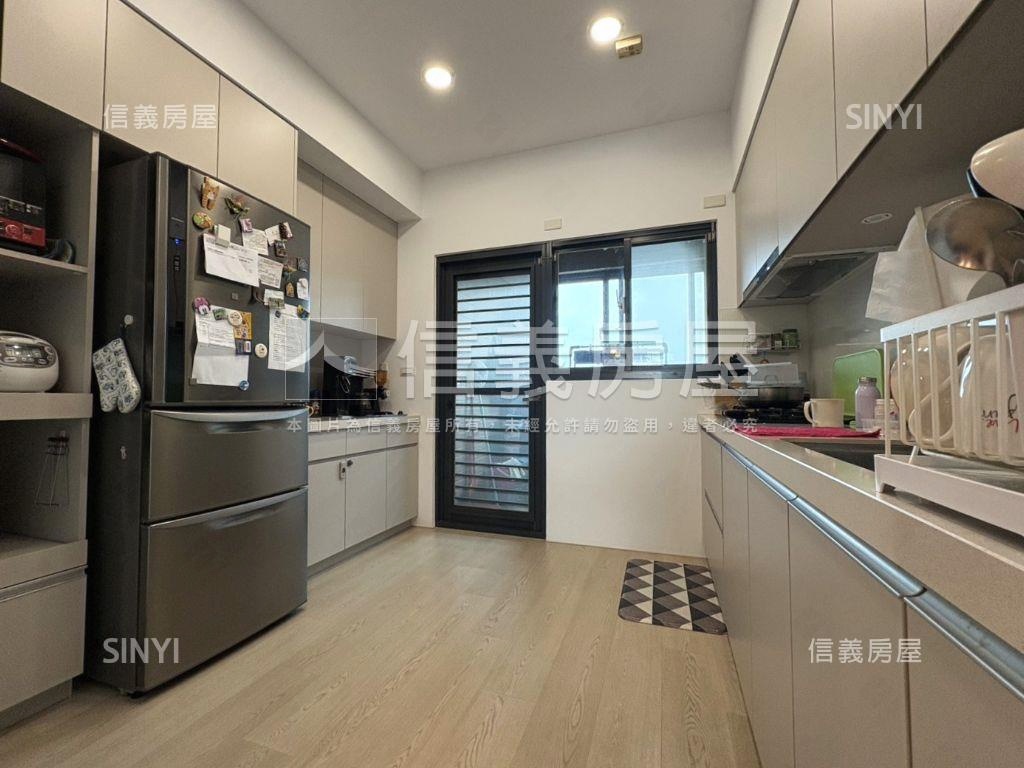 椰寶居悅高樓雙車位房屋室內格局與周邊環境