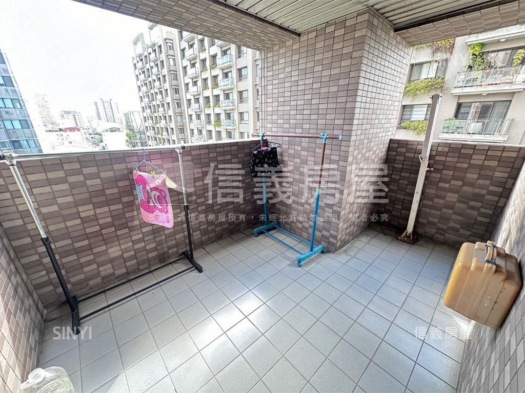 三木套房讚房屋室內格局與周邊環境
