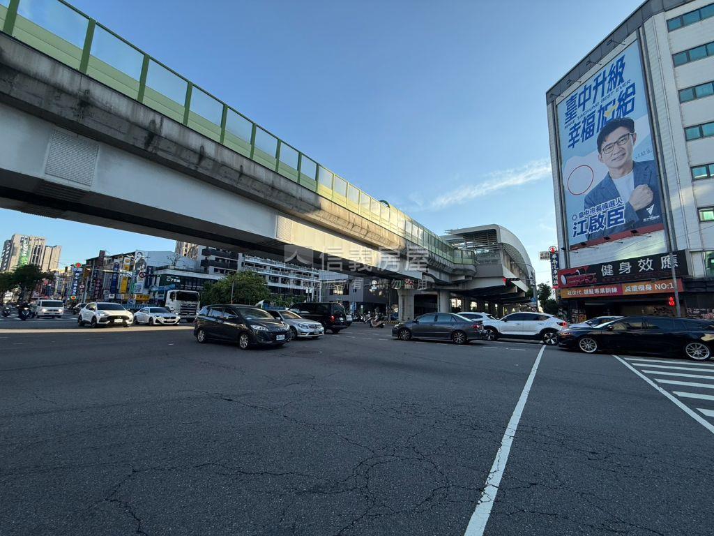 文心中清捷運旁機能三房房屋室內格局與周邊環境
