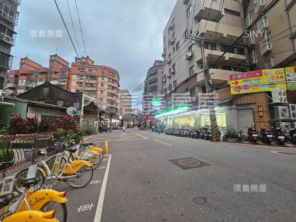 蘆洲北側＊稀有一樓辦公房屋室內格局與周邊環境