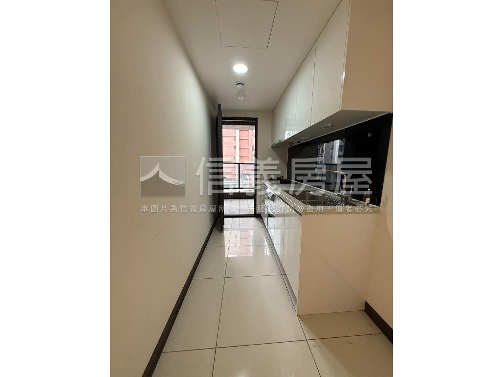 ＪＯＹＱ質感美宅房屋室內格局與周邊環境