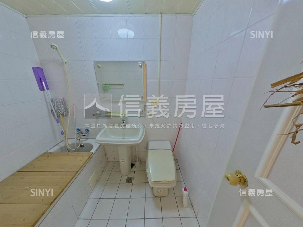 專任高視野觀天廈房屋室內格局與周邊環境
