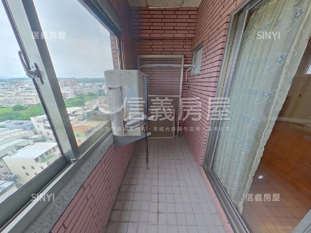專任高視野觀天廈房屋室內格局與周邊環境