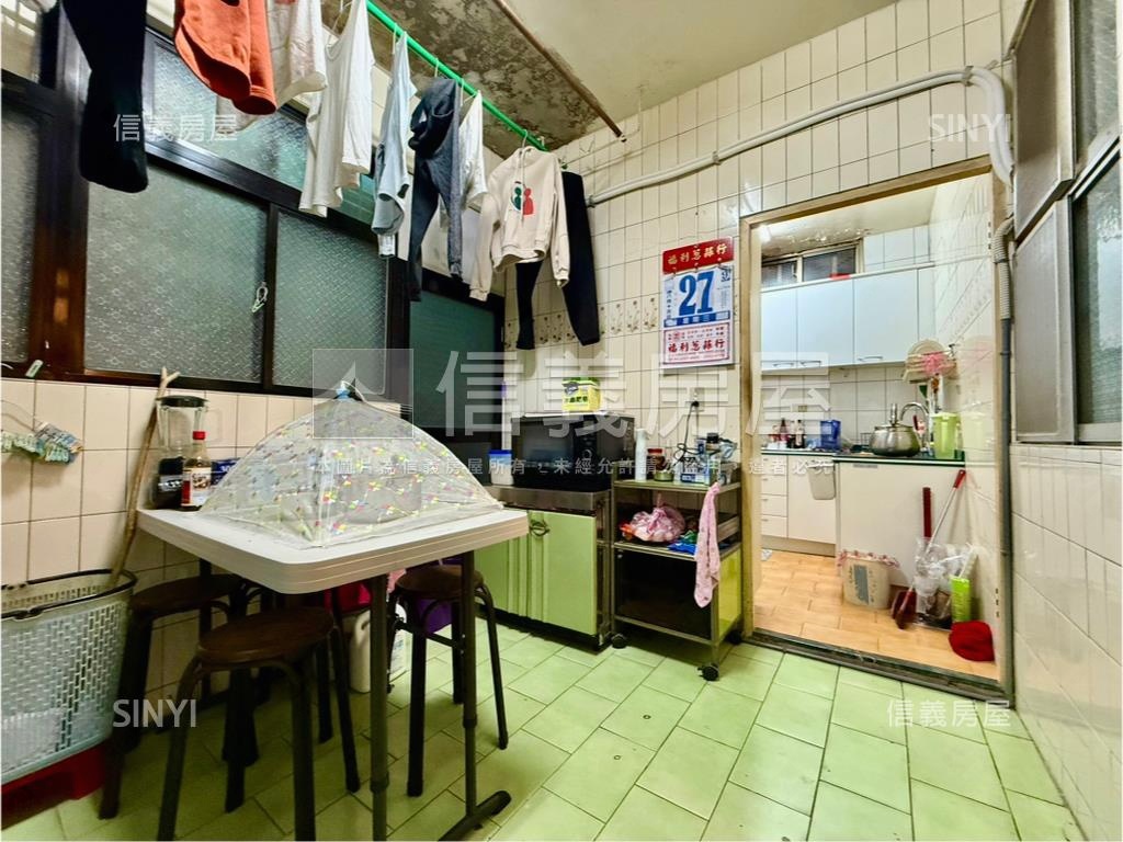 東門市場傳家金山店面房屋室內格局與周邊環境
