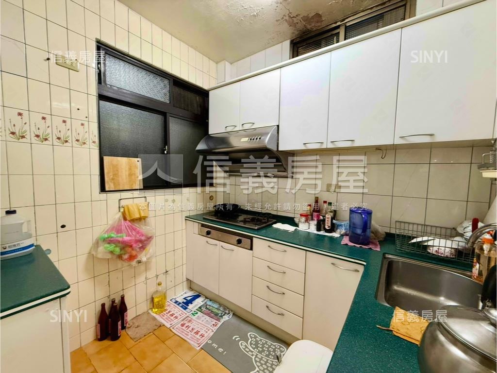 東門市場傳家金山店面房屋室內格局與周邊環境