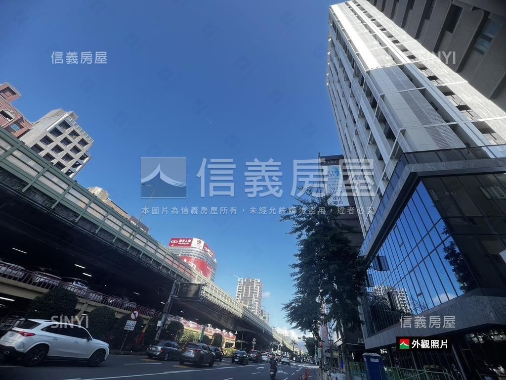 【城人之美】首泰兩房５Ｆ房屋室內格局與周邊環境