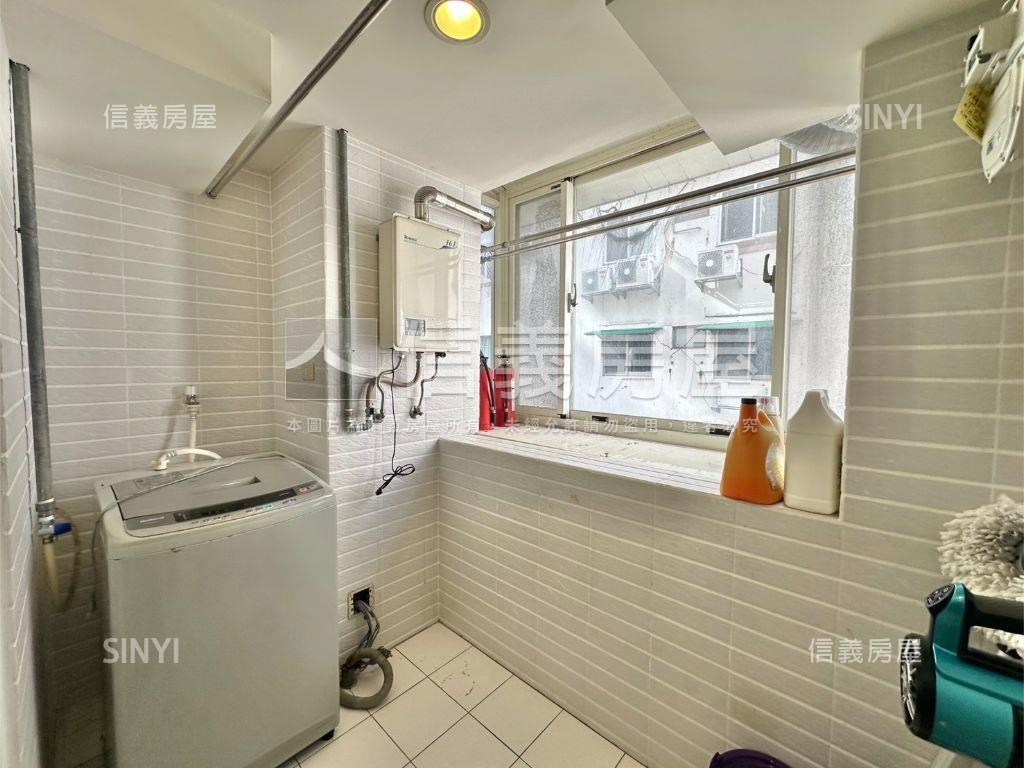 忠孝敦化質感面寬高樓美邸房屋室內格局與周邊環境