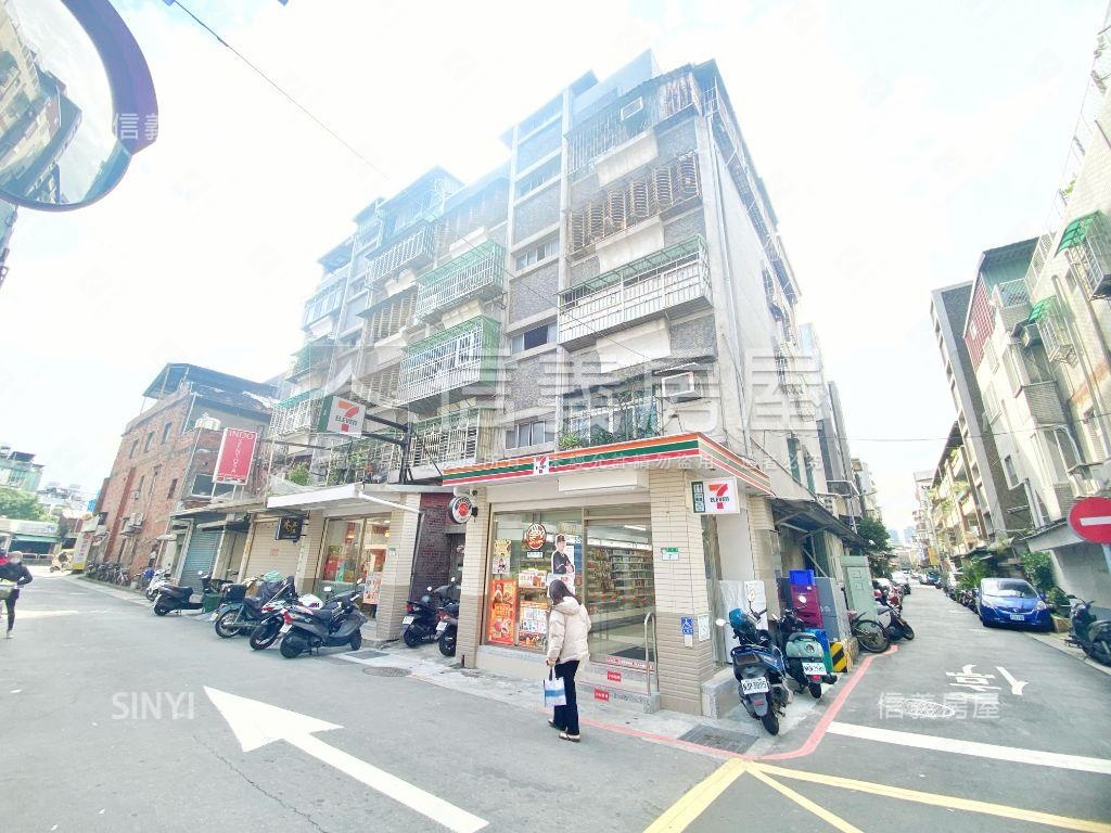 捷運萬大線☆超商金店面房屋室內格局與周邊環境