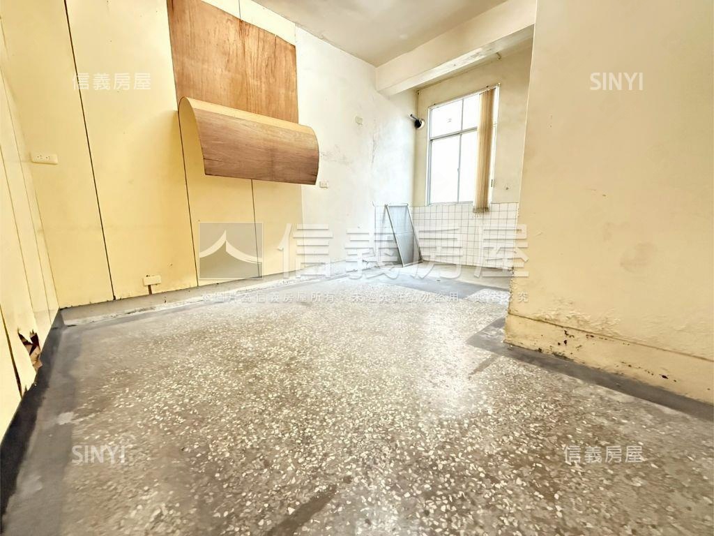 瑞祥學區正路邊間透天房屋室內格局與周邊環境