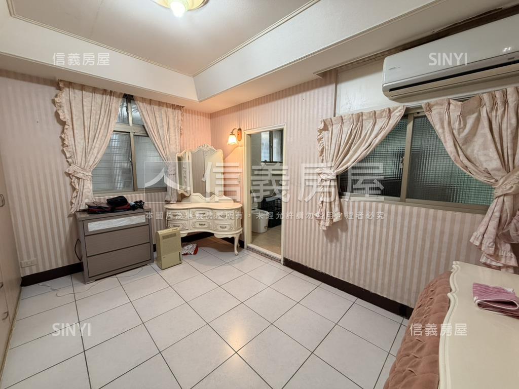 近公園方正大三房房屋室內格局與周邊環境