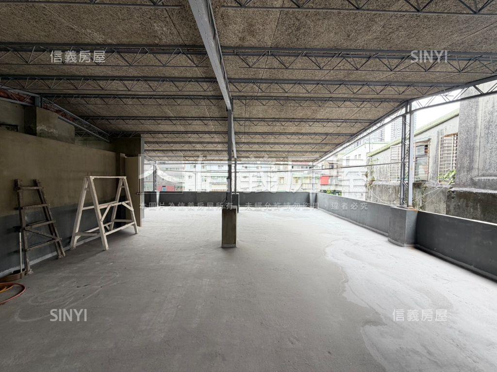 近公園✦方正大三房房屋室內格局與周邊環境