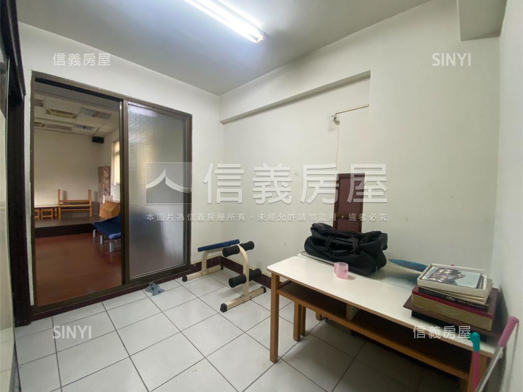 吉峰國小優質透店房屋室內格局與周邊環境