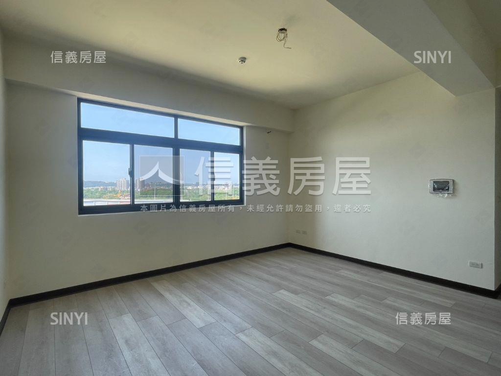 金雅閤慕全新三房車位房屋室內格局與周邊環境