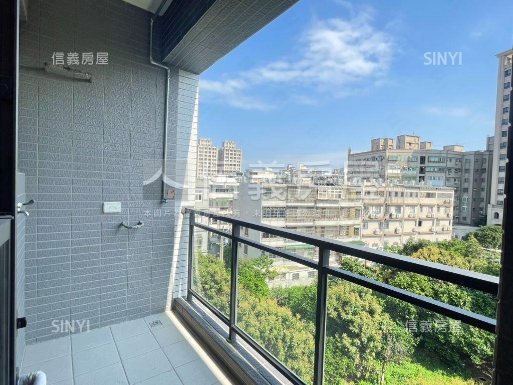 金雅閤慕全新三房車位房屋室內格局與周邊環境