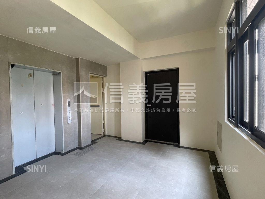 金雅閤慕全新三房車位房屋室內格局與周邊環境