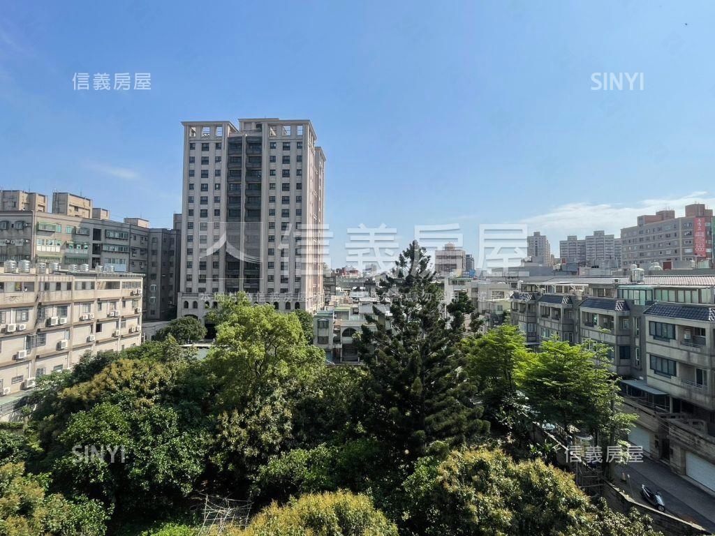 金雅閤慕全新三房車位房屋室內格局與周邊環境